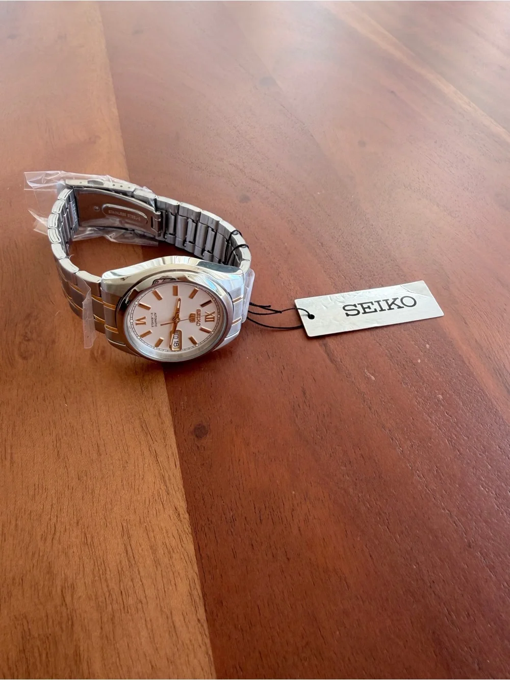 ⌚️✨ Men's SEIKO 5 Automatic SNKL57K1 Two-Tone • NEW OLD STOCK 🤍💛